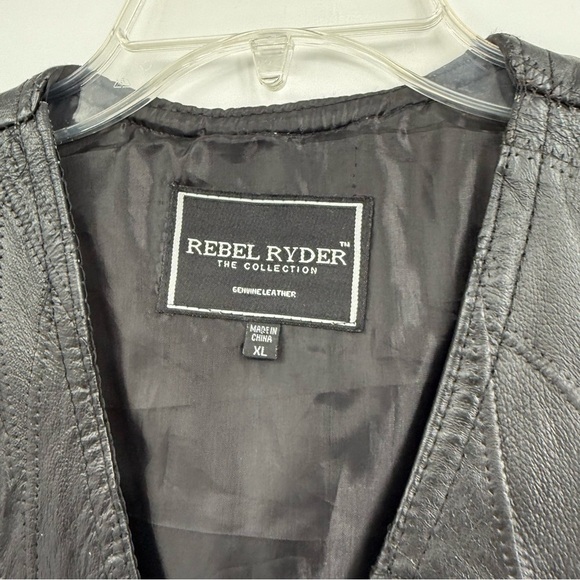 Leather Biker Vest Motorcycle Size XL Black Patchwork Pockets Snap Rebel Ryder - Picture 4 of 7